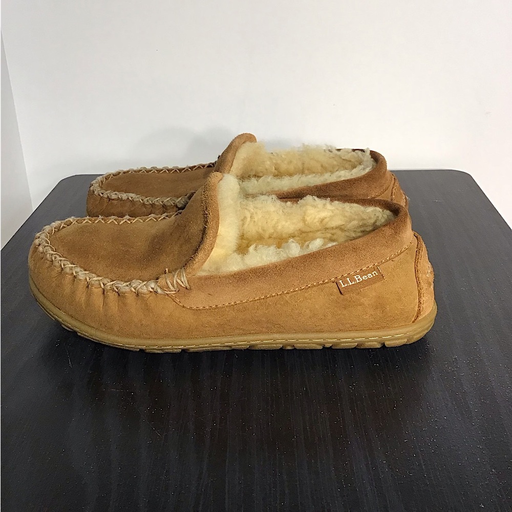 LLBean Comfortable Leather Slippers Sz 6 M Women’s